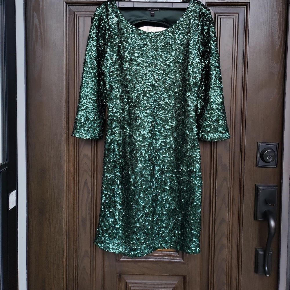 Women's dress